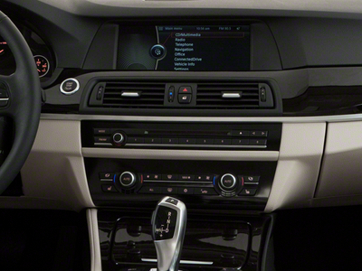 2012 BMW 5 Series 550i