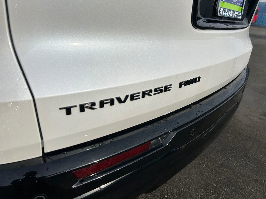 2024 Chevrolet Traverse RS