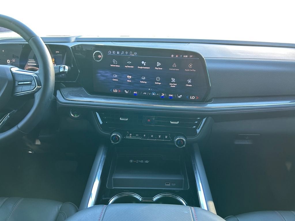 2025 Chevrolet Suburban RST