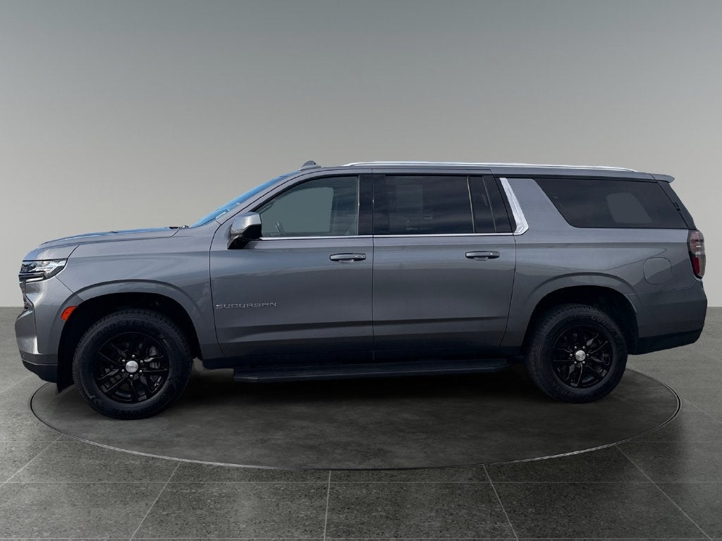 2022 Chevrolet Suburban LT