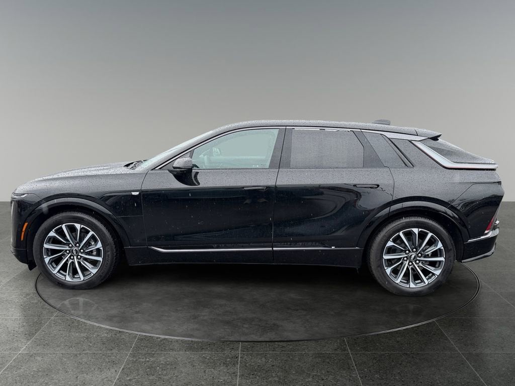 2024 Cadillac LYRIQ Sport 1