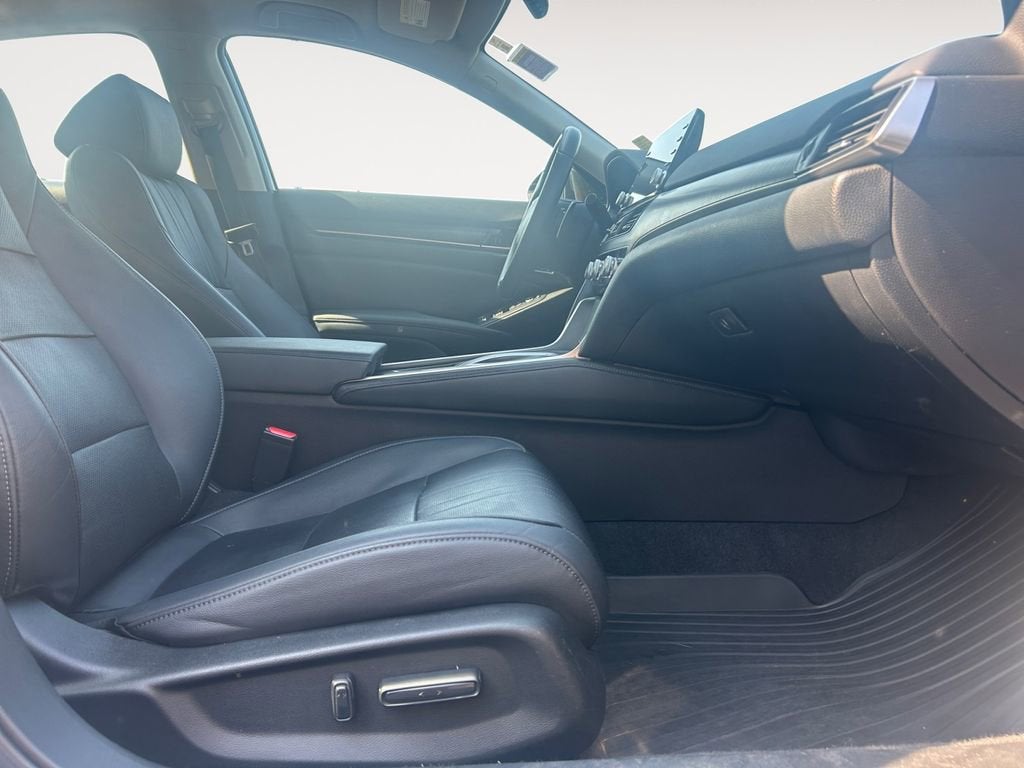 2019 Honda Accord Hybrid Touring