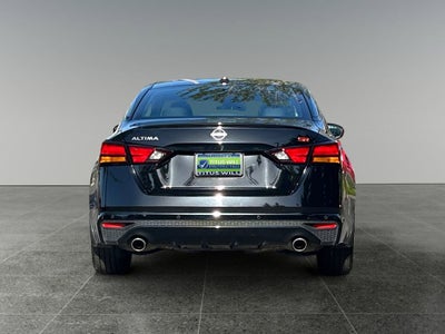 2025 Nissan Altima SR