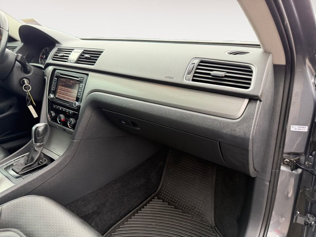 2015 Volkswagen Passat 2.0L TDI SE