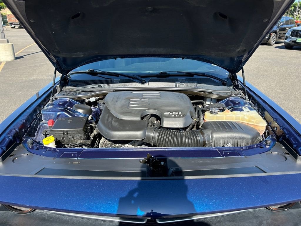 2015 Dodge Challenger SXT Plus