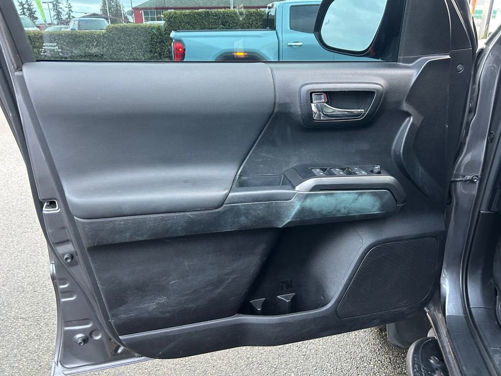 2021 Toyota Tacoma 4WD SR