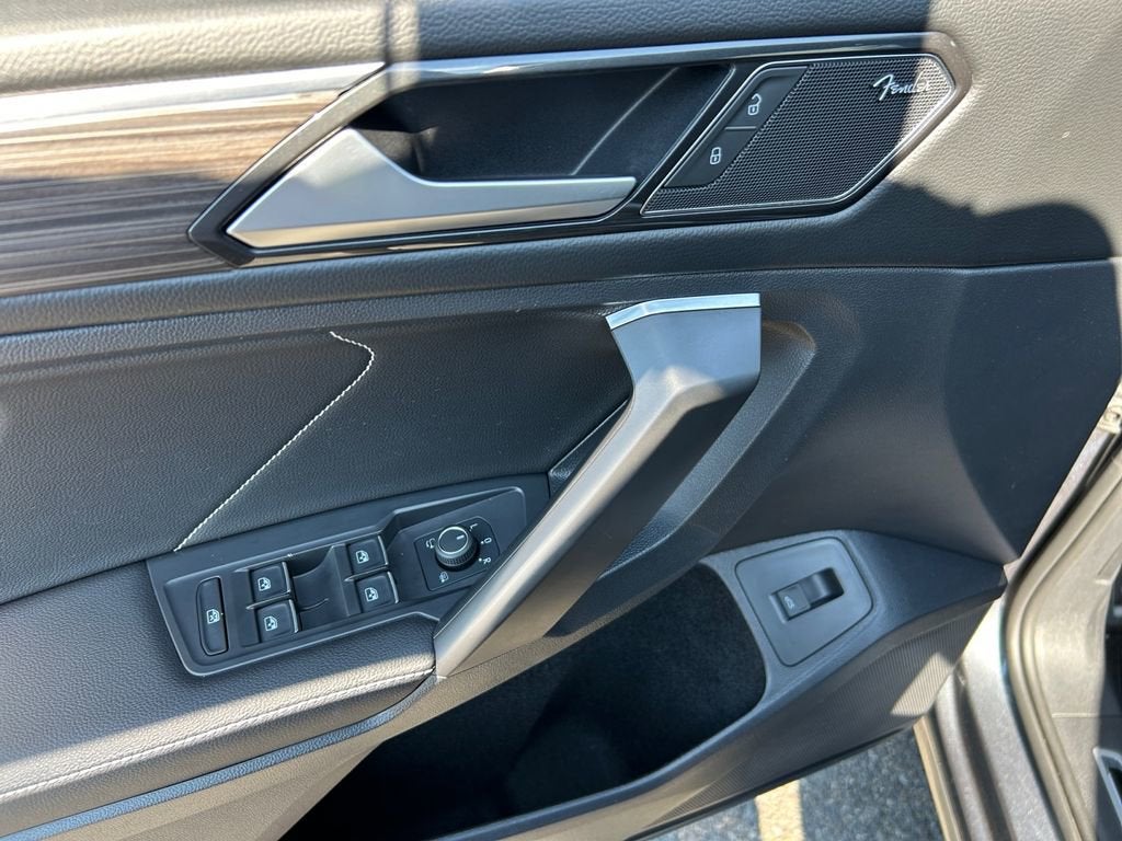 2022 Volkswagen Tiguan SEL R-Line