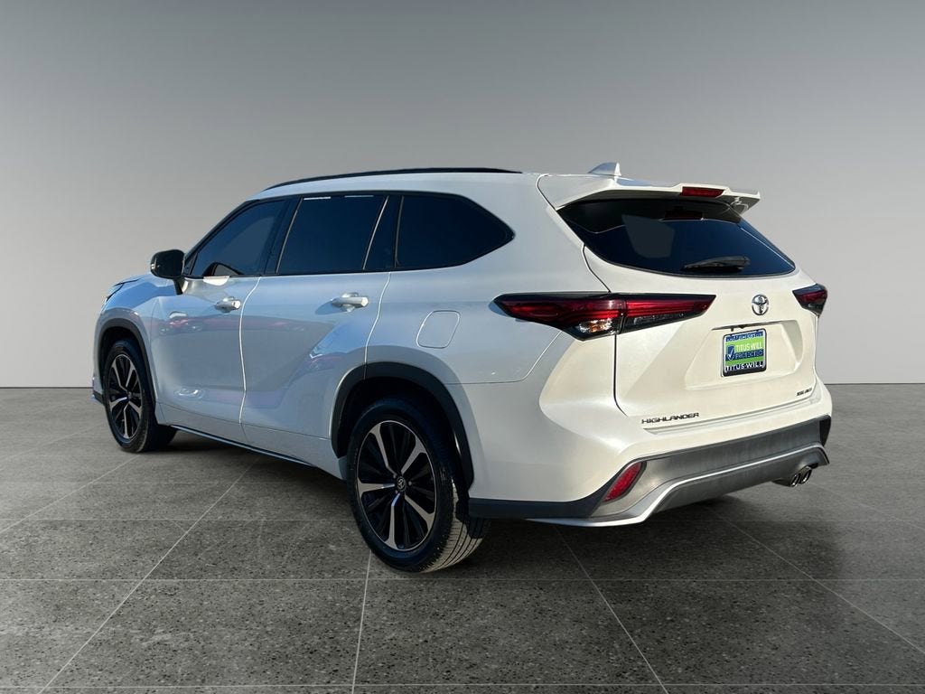 2022 Toyota Highlander XSE