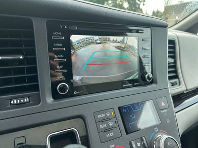 2019 Toyota Sienna XLE Auto Access Seat