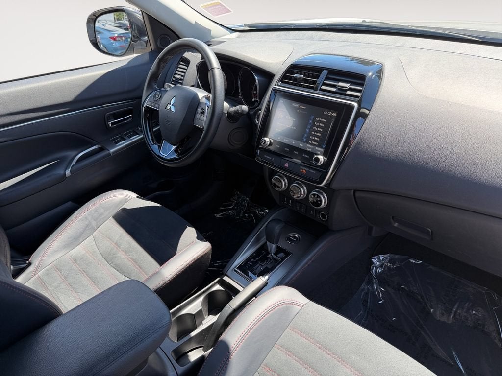 2025 Mitsubishi Outlander Sport S