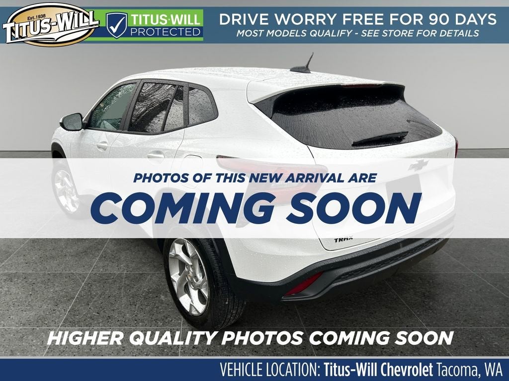 2025 Chevrolet Trax LS