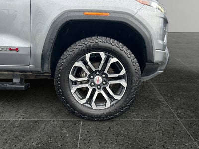 2023 GMC Canyon AT4