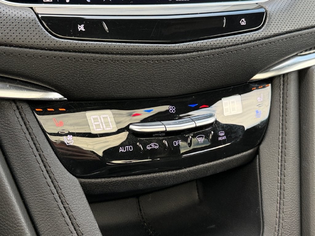 2023 Cadillac XT5 AWD Sport