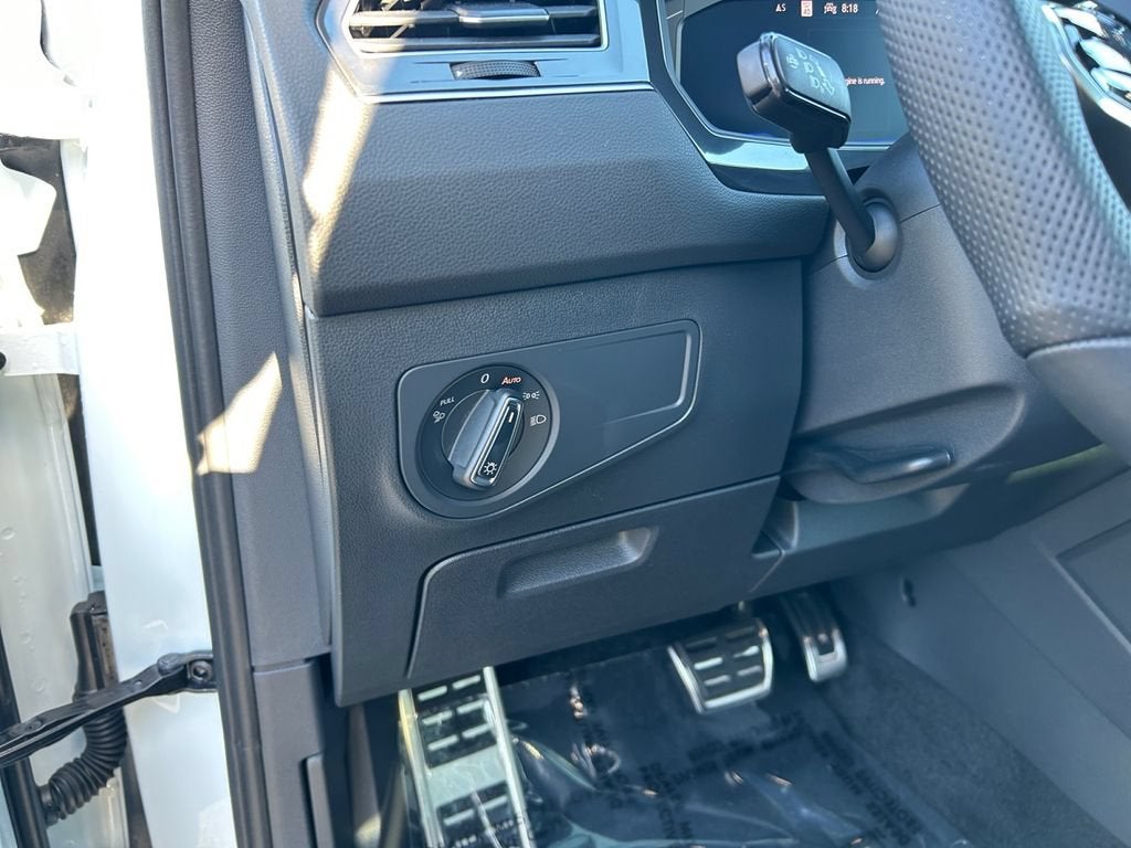2024 Volkswagen Tiguan 2.0T SEL R-Line