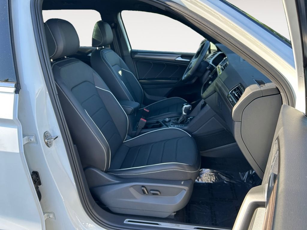 2024 Volkswagen Tiguan 2.0T SEL R-Line
