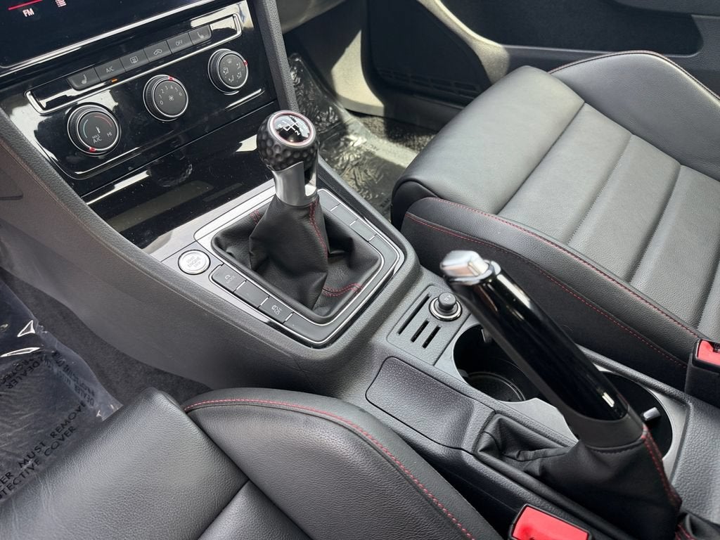 2020 Volkswagen Golf GTI 2.0T SE