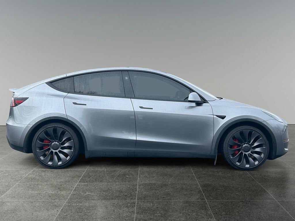 2025 Tesla Model Y Performance