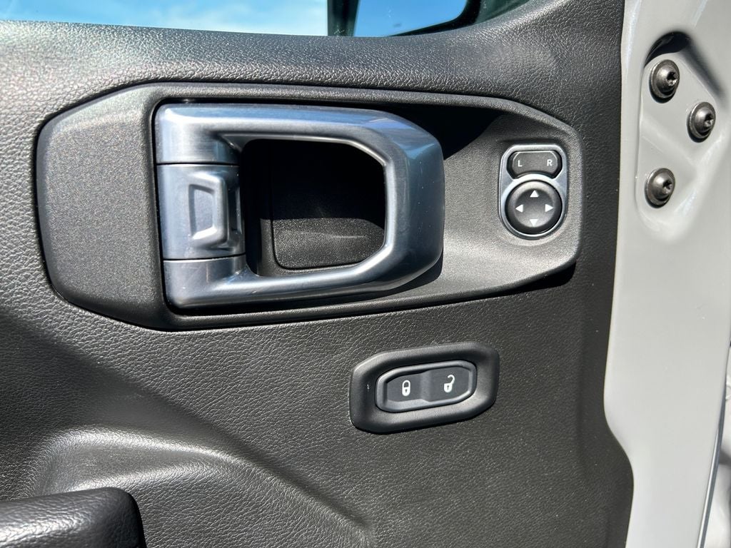 2022 Jeep Wrangler Unlimited Willys