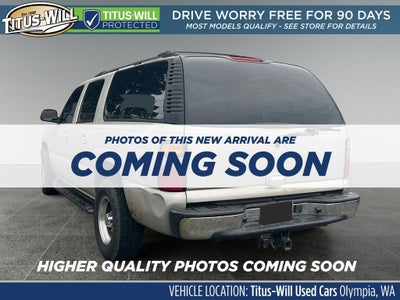 2004 Chevrolet Suburban 1500 LT