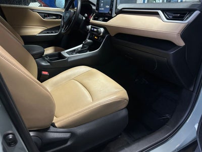 2020 Toyota RAV4 XLE Premium