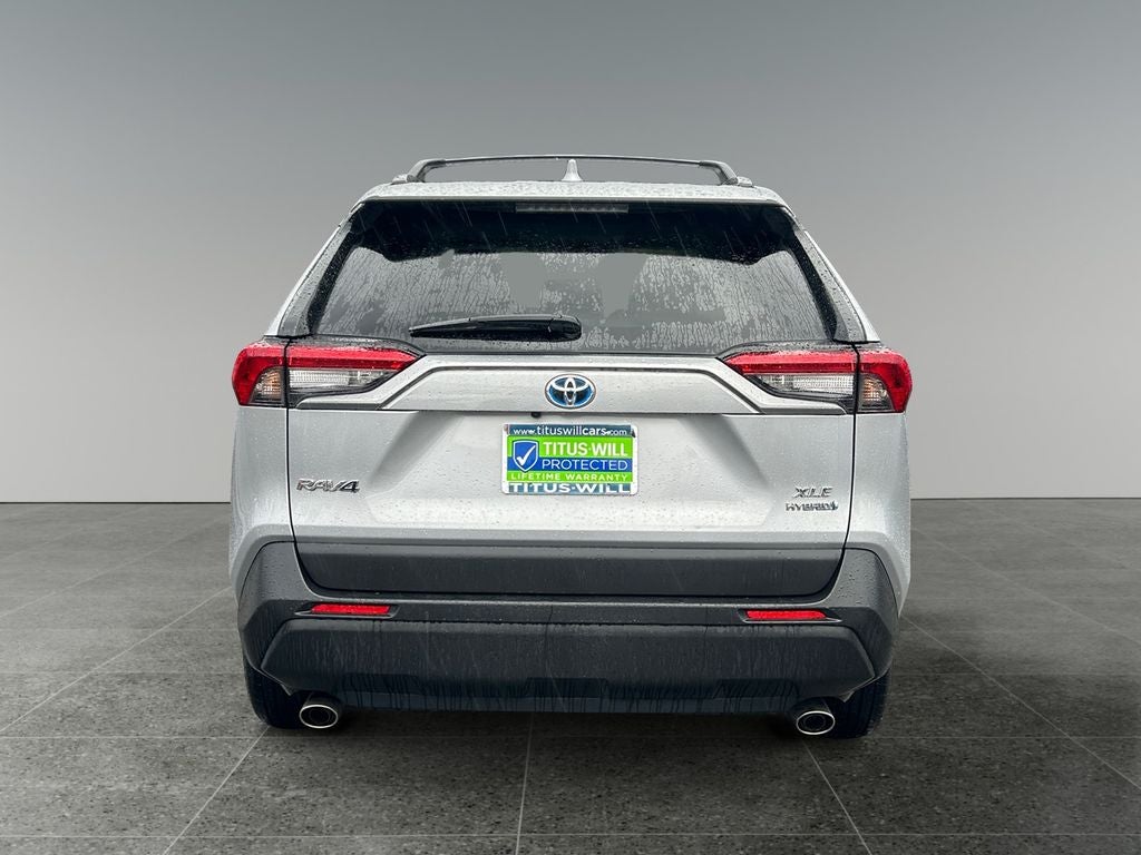 2021 Toyota RAV4 Hybrid XLE
