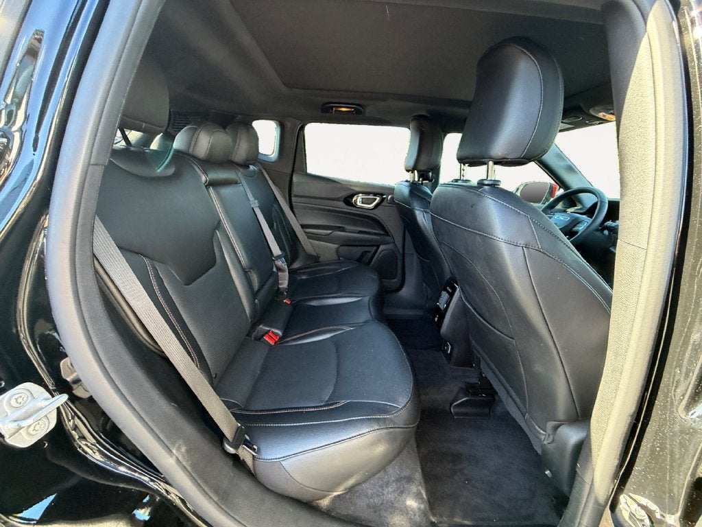 2023 Jeep Compass Limited RED PACKAGE
