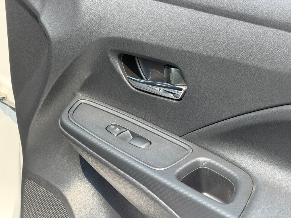 2024 Nissan Versa 1.6 SV