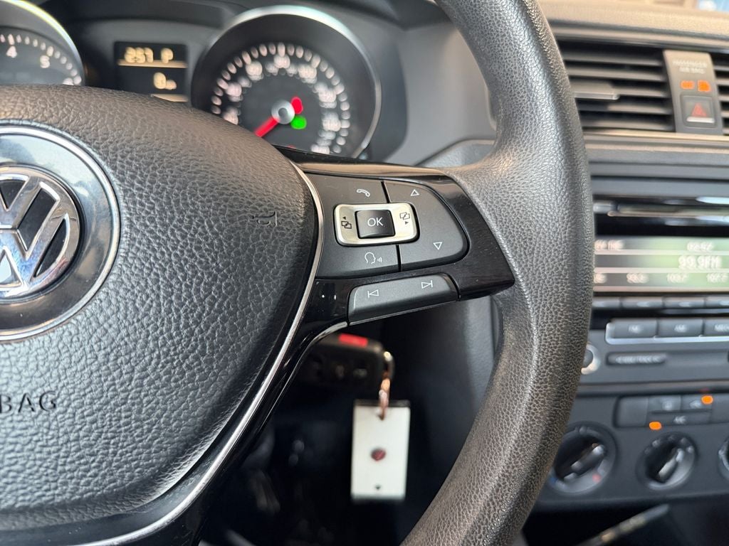2015 Volkswagen Jetta 2.0L S
