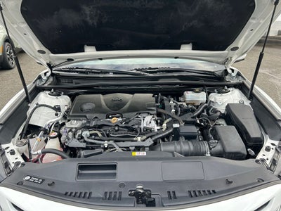 2019 Toyota Camry Hybrid SE