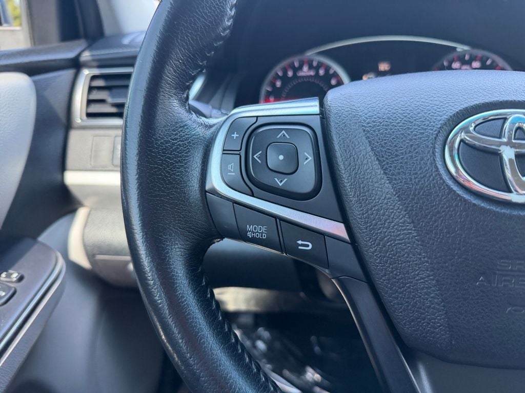 2016 Toyota Camry SE