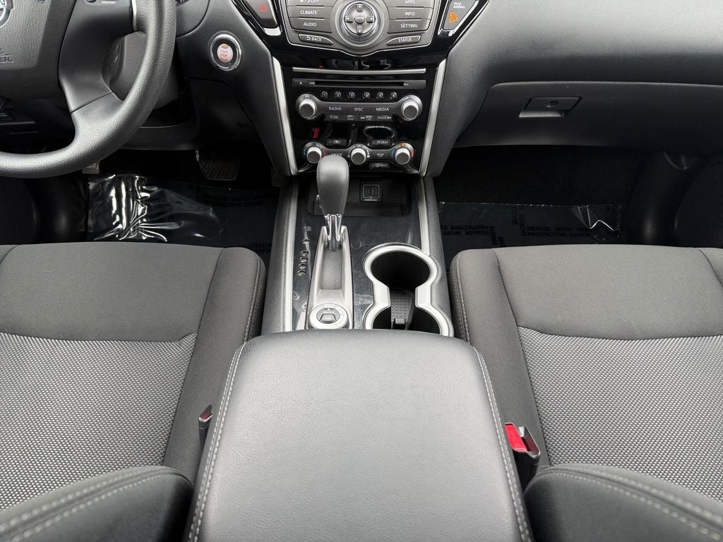 2020 Nissan Pathfinder S