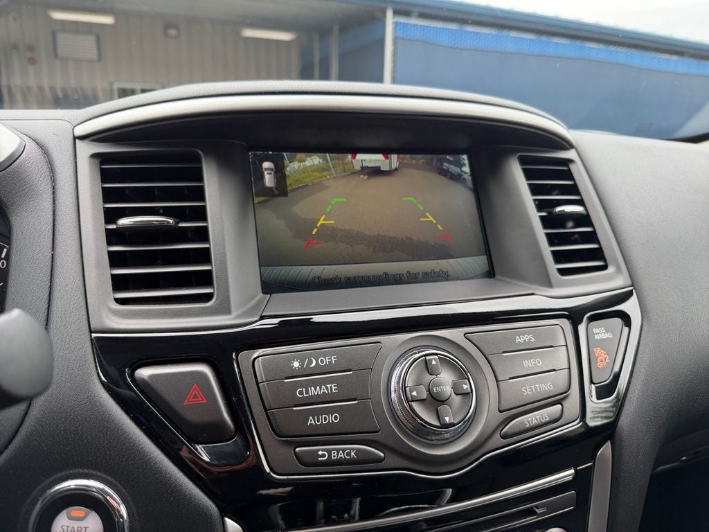 2020 Nissan Pathfinder S