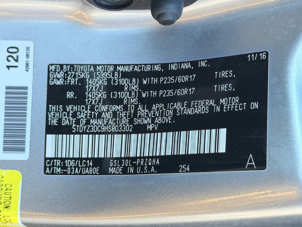 2017 Toyota Sienna XLE 8 Passenger