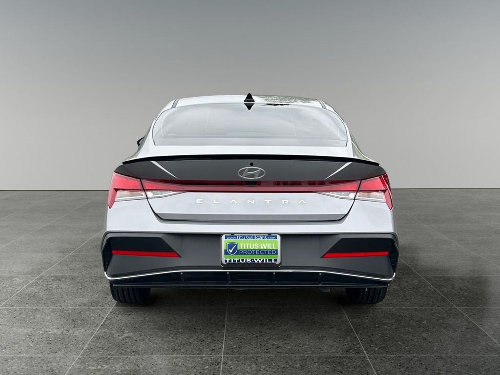 2025 Hyundai Elantra SEL Sport