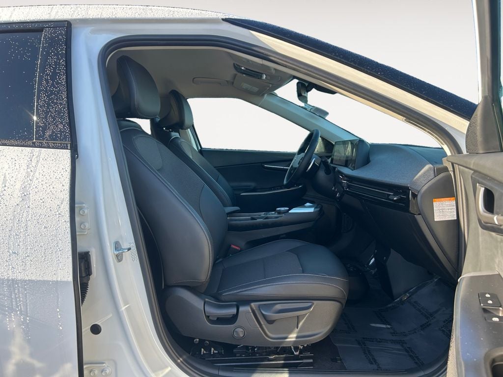 2024 Kia EV6 Light