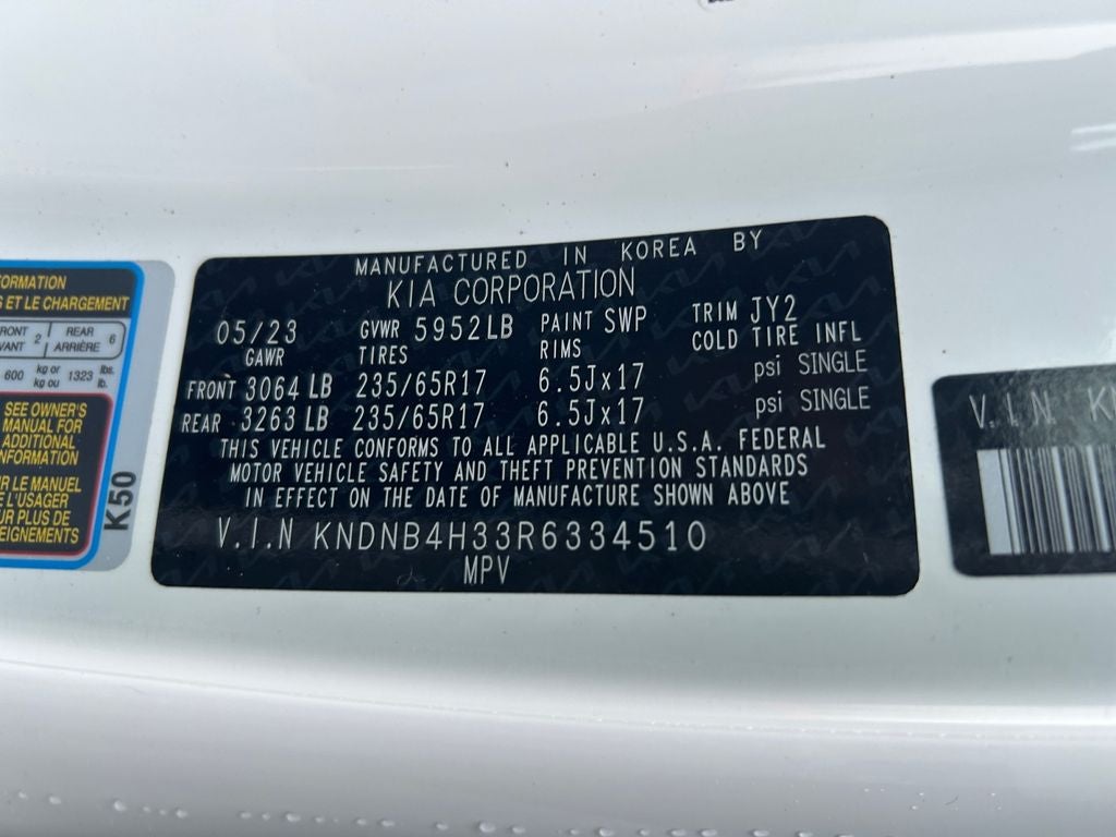 2024 Kia Carnival LX