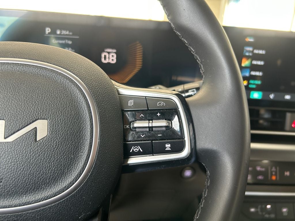 2025 Kia Carnival LXS