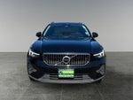 2023 Volvo XC40 B5 Plus Bright Theme