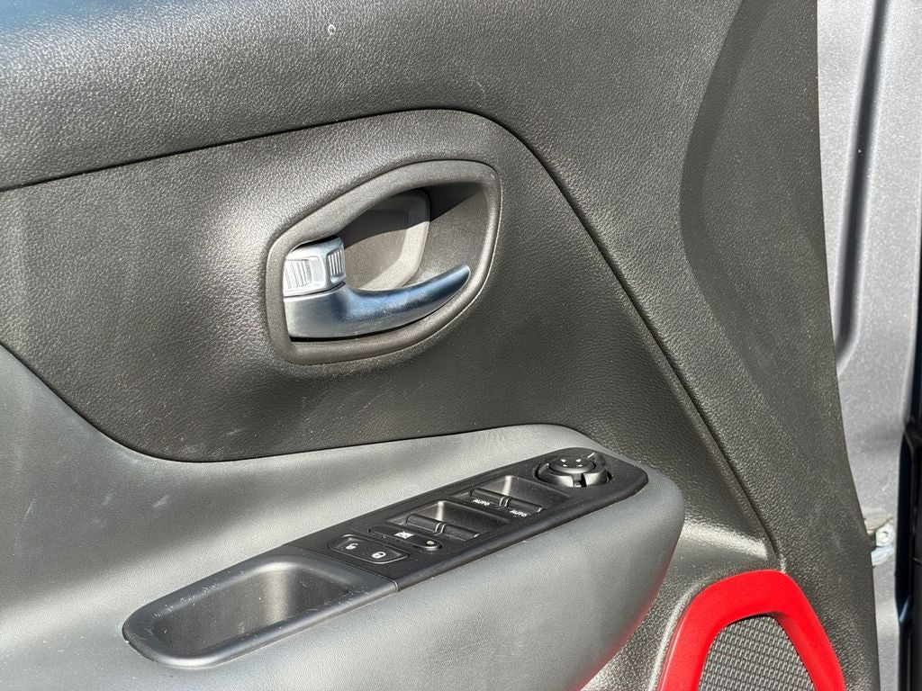 2022 Jeep Renegade Trailhawk