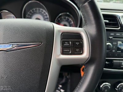 2014 Chrysler 200 Touring