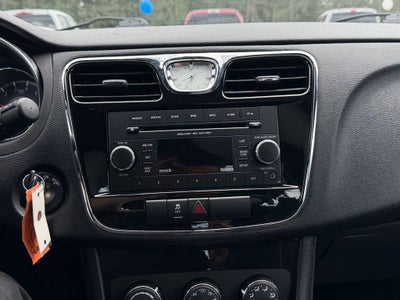 2014 Chrysler 200 Touring