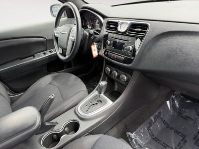 2014 Chrysler 200 Touring