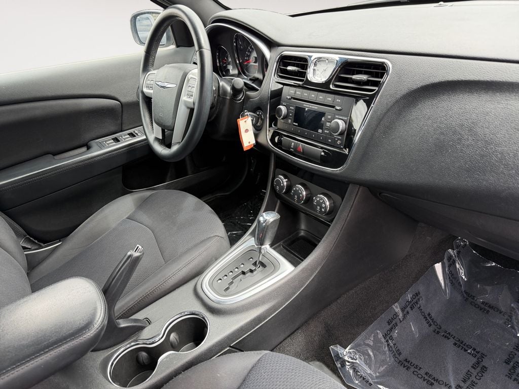 2014 Chrysler 200 Touring