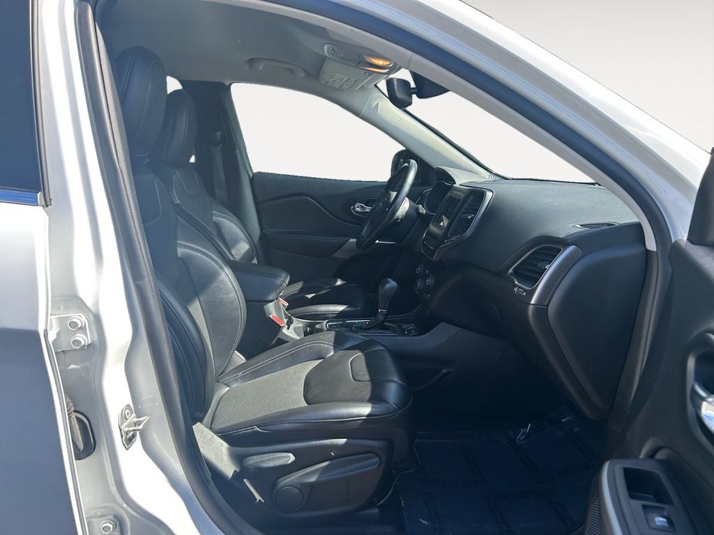 2021 Jeep Cherokee Latitude Plus