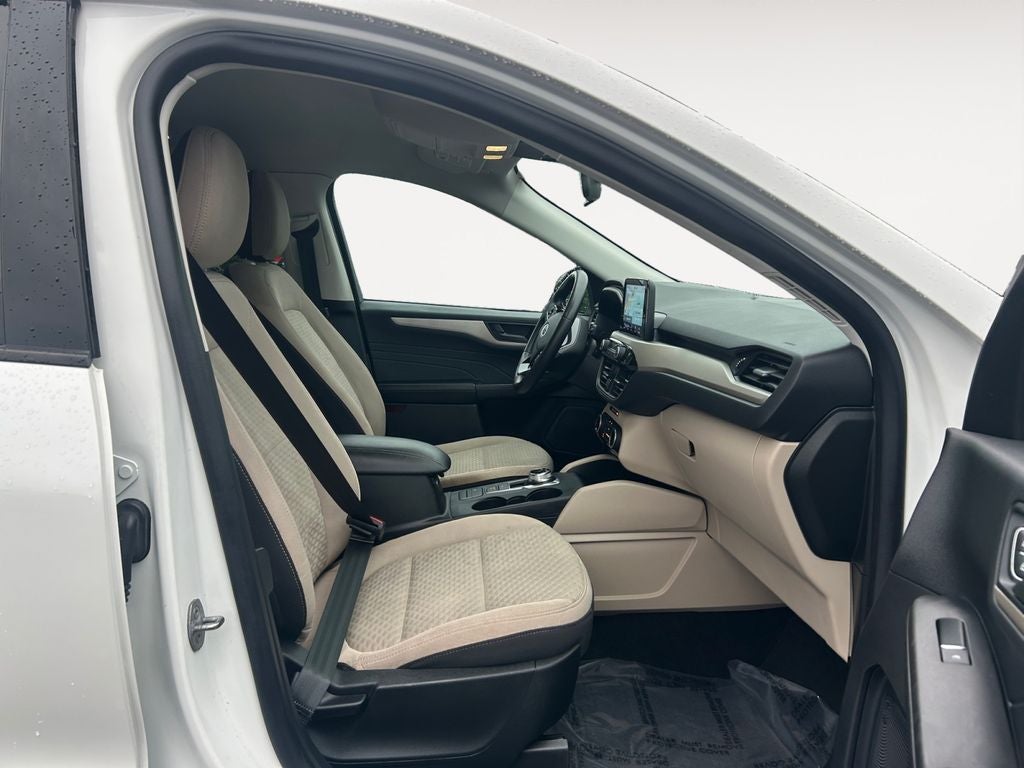 2022 Ford Escape SE Hybrid