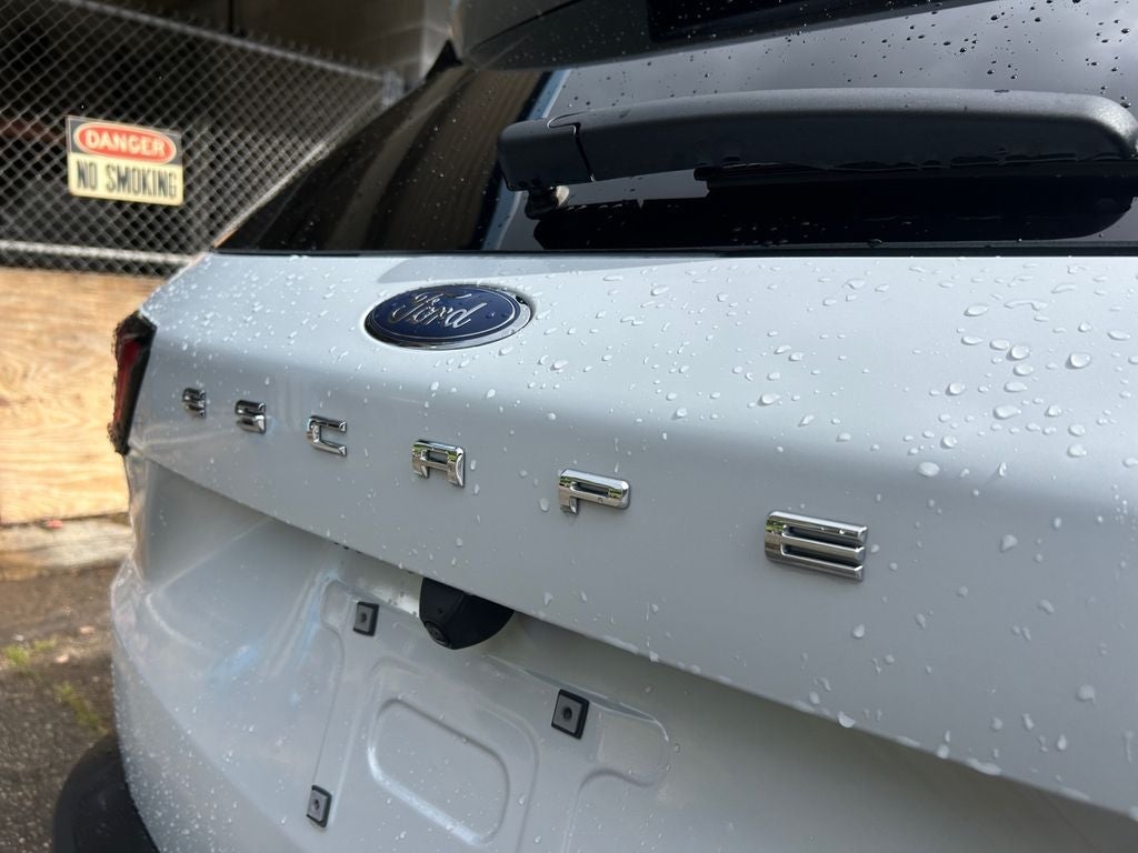 2025 Ford Escape Plug-In Hybrid Base