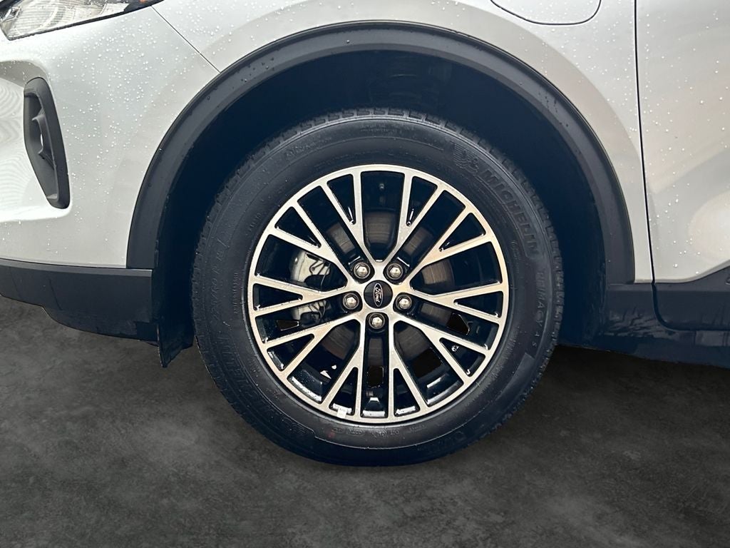 2025 Ford Escape Plug-In Hybrid Base