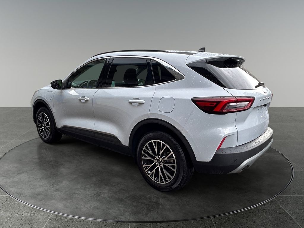 2025 Ford Escape Plug-In Hybrid Base