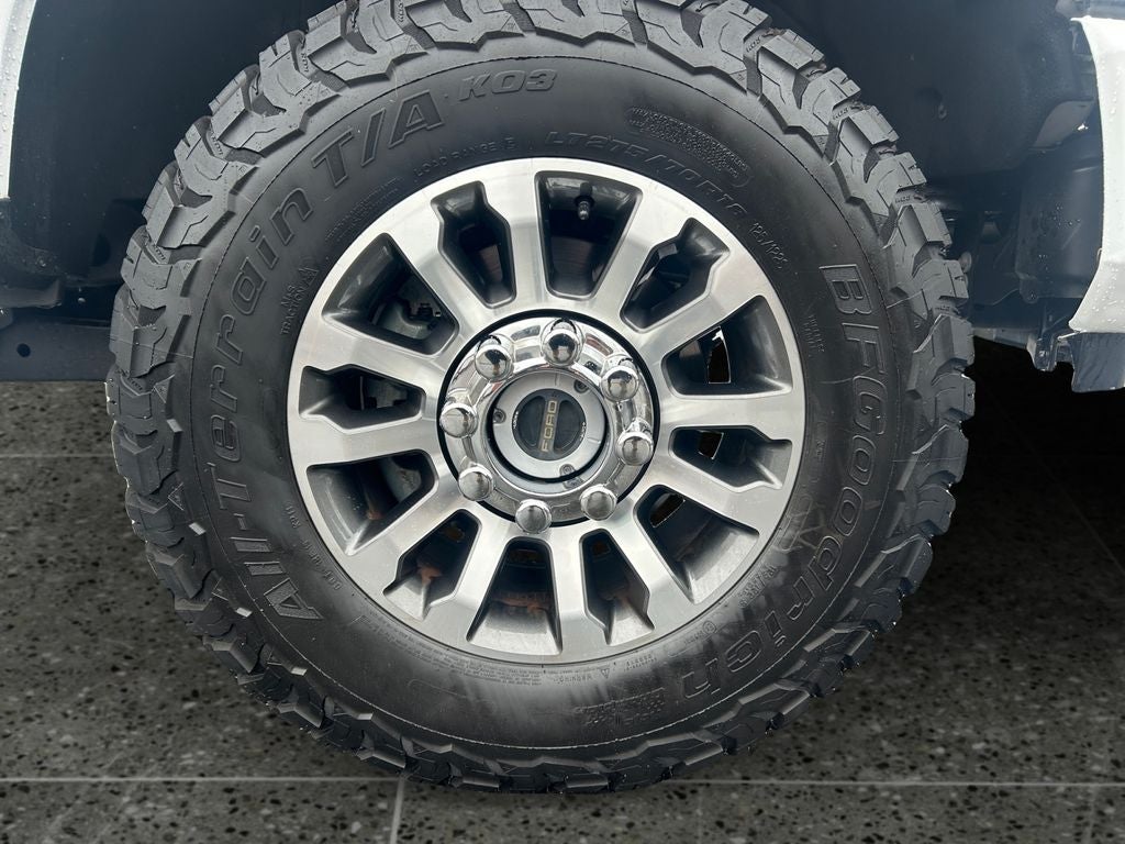 2022 Ford F-350SD Lariat