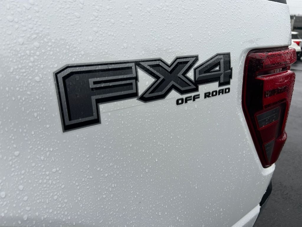 2025 Ford F-150 Lariat Hybrid